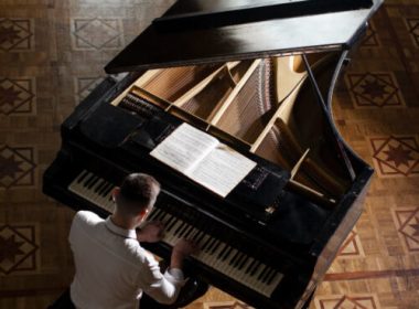 We Ensure Safe Piano Transport (1)